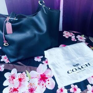 Genuine leather COACH tote bag